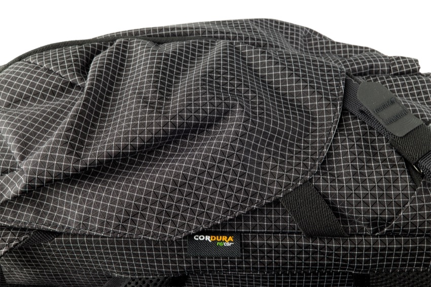 Фоторюкзак Shimoda Sidecountry 28 Women's Starter Kit B/W 520-353 прочные влагостойкие материалы