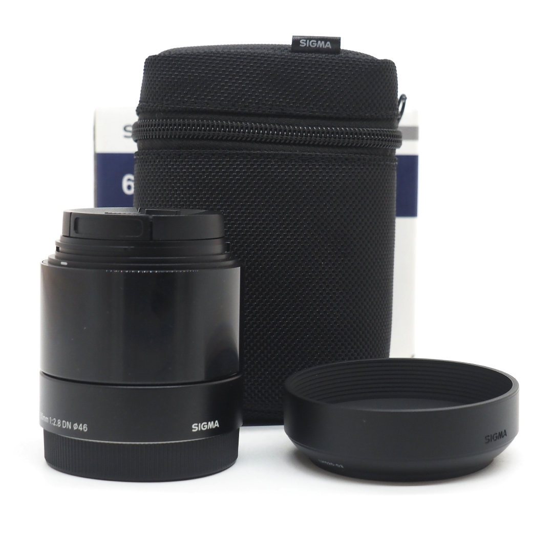 Sigma AF 60mm f/2.8 DN Art Sony E (Б/У) - купить в фотомагазине