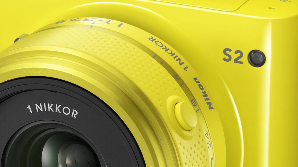 Цифровая фотокамера Nikon S2 Kit 11-27,5 мм Yellow
