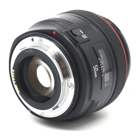 Canon EF 50mm f/1.2L USM  (Б/У)