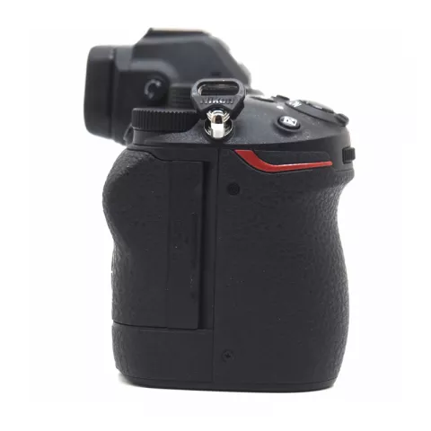 Nikon Z5 body (Б/У)