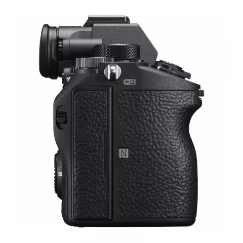 Цифровая фотокамера Sony Alpha ILCE-A7R III Body