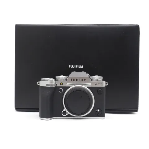 Fujifilm X-T5 Body Silver(Б/У)
