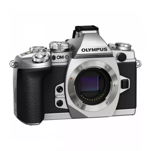 Цифровая фотокамера Olympus OM-D E-M1 Body серебристая
