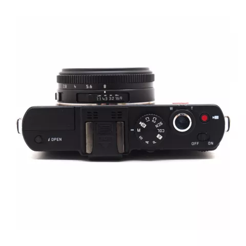 Цифровая фотокамера LEICA D-LUX 6 (Б/У)