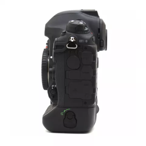 Nikon D6 Body (Б/У)