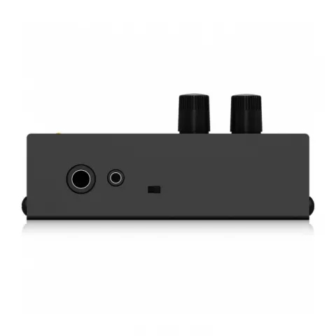 Behringer MA400 компактный мониторный усилитель для стереонаушников
