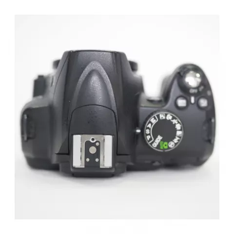 Nikon D3000 Kit 18-55mm f/3.5-5.6G AF-S VR DX Zoom-Nikkor (Б/У)