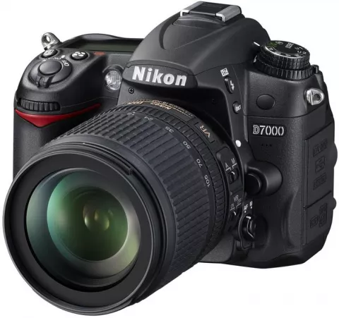 Зеркальный фотоаппарат Nikon D7000 kit 18-55 II Digital Set