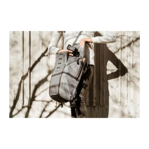 Рюкзак Peak Design The Everyday Backpack 20L V2.0 Charcoal (BEDB-20-CH-3)
