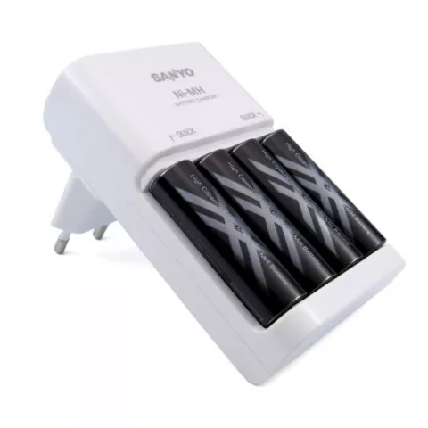 Зарядное устройство Sanyo Eneloop XX MQR06-E-4-3UWXB для АА/ AAA аккумуляторов + 4шт AA 2450mAh