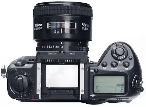 Объектив Nikon 85mm f/1.8D AF Nikkor