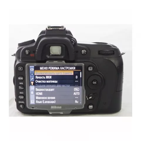 Nikon D90 Kit 18-105mm f/3.5-5.6 VR DX (Б/У)