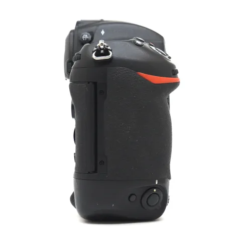 Nikon D5 Body (XQD) (Б/У) 