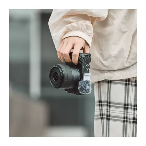 SmallRig 5429 Угловая площадка L-Shaped Mount Plate для цифровой камеры EOS R50 V (черная)