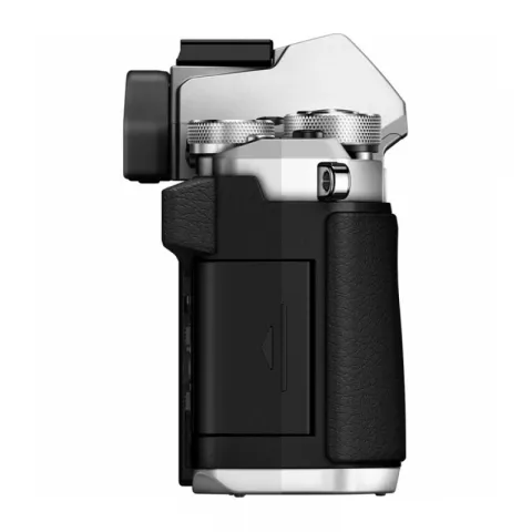 Цифровая фотокамера Olympus OM-D E-M5 mark II body Silver