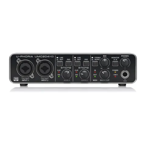 Behringer UMC204HD Аудиоинтерфейс
