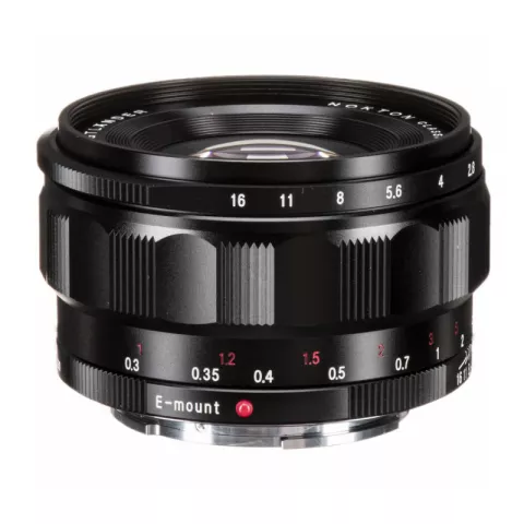 Объектив Voigtlaender Nokton 35mm f/1.4 Sony E