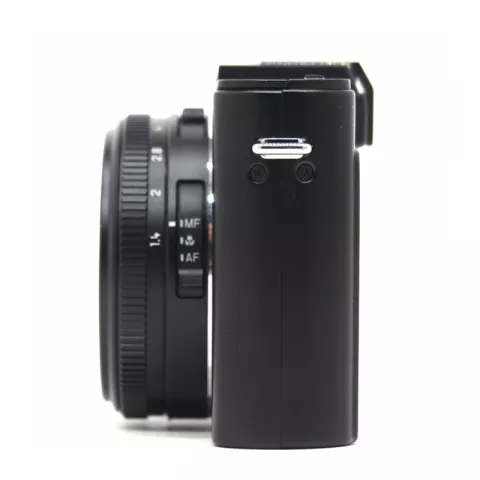 Цифровая фотокамера LEICA D-LUX 6 (Б/У)