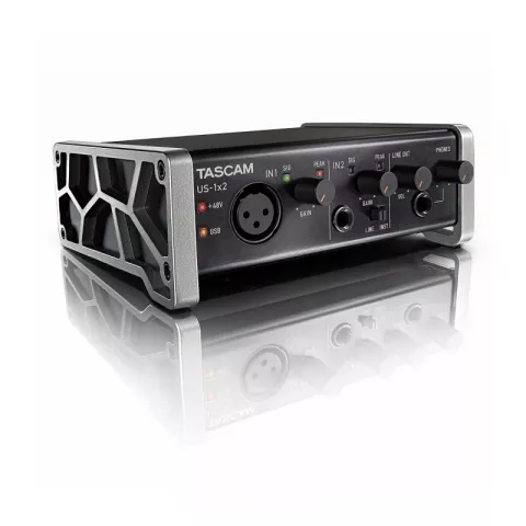 Аудио/MIDI интерфейс Tascam US-1x2 USB (2 входа, 2 выхода) Ultra-HDDA mic-preamp