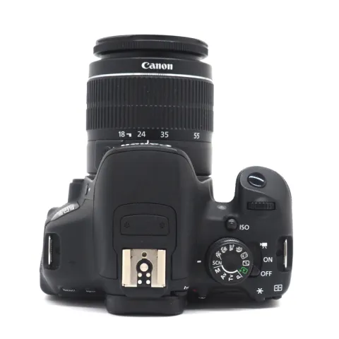 Canon EOS 700D Kit EF-S 18-55mm f/3.5-5.6 III (Б/У) 