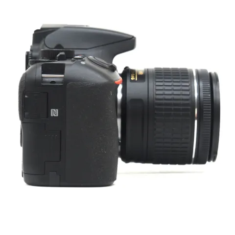 Nikon D5600 Kit 18-55 VR AF-P Black (Б/У)