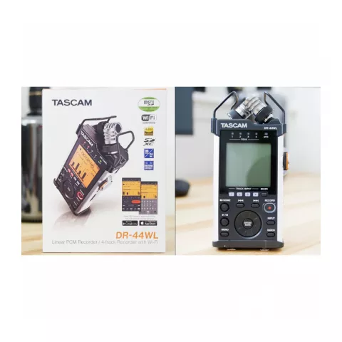 Стерео рекордер Tascam DR-44WL портативный PCM с встроенными микрофонами
