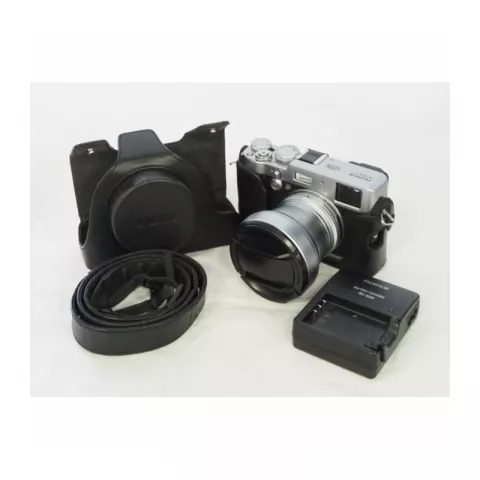 Fujifilm X100T Silver + TCL-X100 (Б/У)