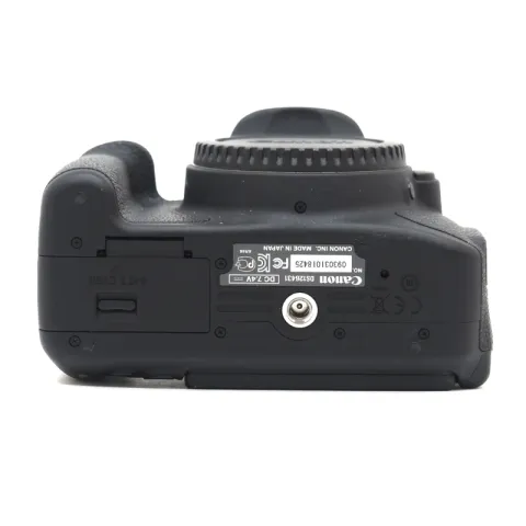 Canon EOS 700D Kit EF-S 18-55mm f/3.5-5.6 IS (Б/У)