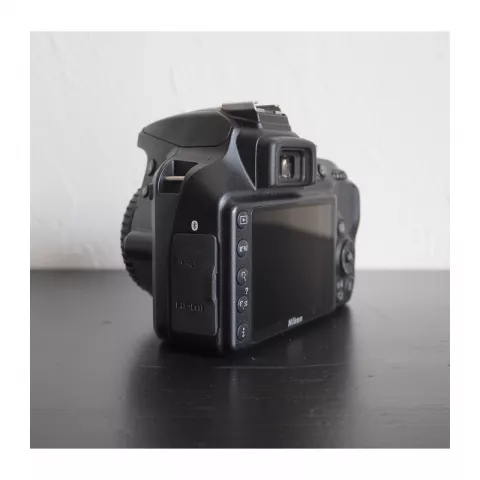 Фотоаппарат Nikon D3400 Kit (Б/У)