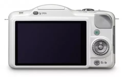 Цифровая фотокамера Panasonic Lumix DMC-GF3 Kit 14-42mm White