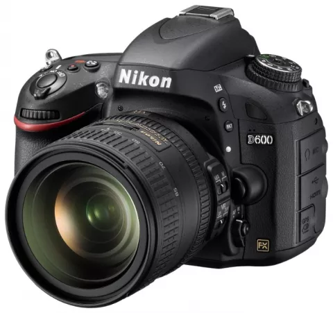 Зеркальный фотоаппарат Nikon D600 Kit 24-85mm f/3.5-4.5G IF-ED AF-S VR Zoom-Nikkor