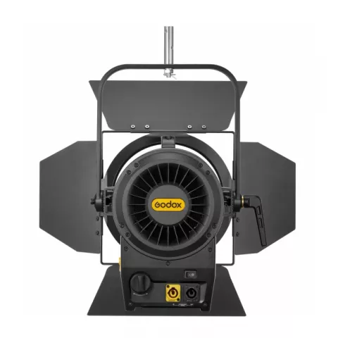 Осветитель светодиодный Godox F7-120D K2 с линзой Френеля