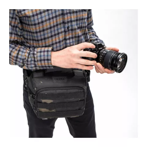 Tenba Axis v2 Tactical 4L Sling Bag MultiCam Black Сумка-слинг для фотоаппарата 637-761
