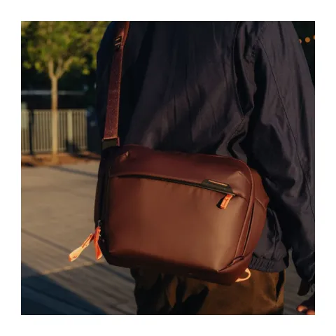 Peak Design The Everyday Sling 6L V2.0 Eclipse Фотосумка (BEDS-6-EP-3)