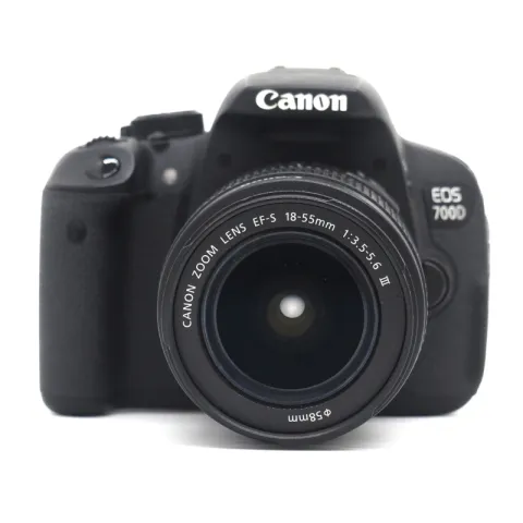 Canon EOS 700D Kit EF-S 18-55mm f/3.5-5.6 III (Б/У) 