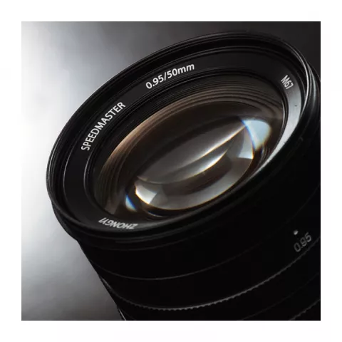 Объектив Mitakon Speedmaster 50mm f/0.95 Sony E