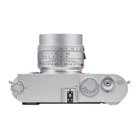 Leica Summilux-M 35mm f/1.4 ASPH. Lens (Silver, 2022 Version) Leica Summilux-M 35mm f/1.4 ASPH. Lens (Silver, 2022 Version)