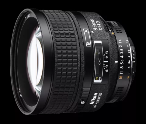 Объектив Nikon 85mm f/1.4D AF Nikkor