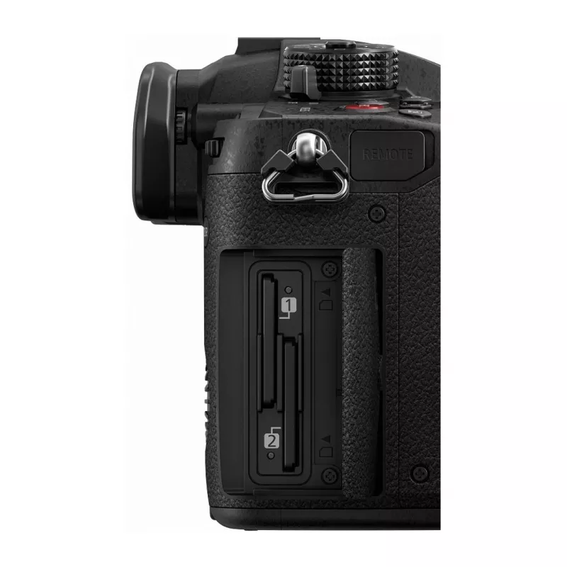Цифровая фотокамера Panasonic Lumix DC-GH5S Body