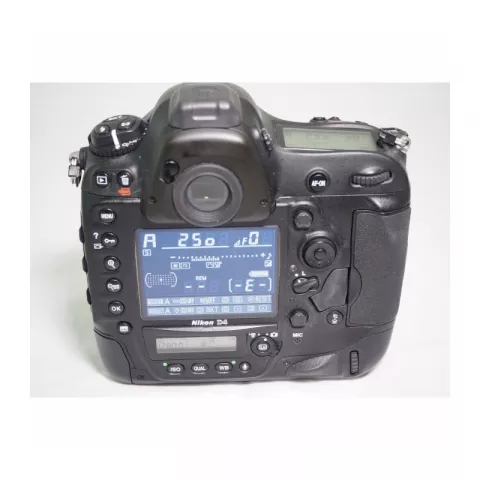 Зеркальный фотоаппарат Nikon D4 Body (Б/У)