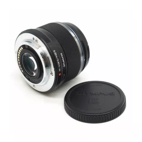 Olympus 25mm f/1.8 M.Zuiko Digital черный (Б/У)