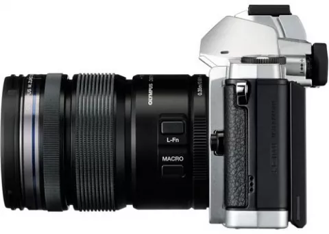 Цифровая фотокамера Olympus OM-D E-M5 Kit (EZ-M1250) серебро