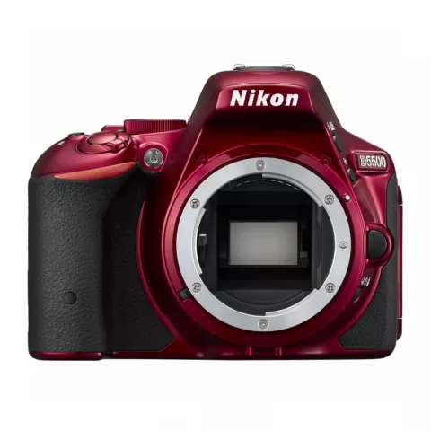 Зеркальный фотоаппарат Nikon D5500 Body Red