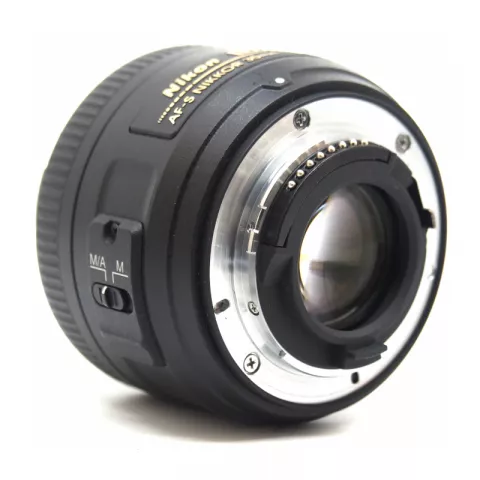 Nikon 35mm f/1.8G AF-S DX Nikkor (Б/У)