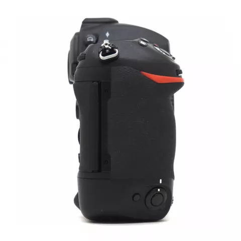 Nikon D5 Body (XQD) (Б/У)