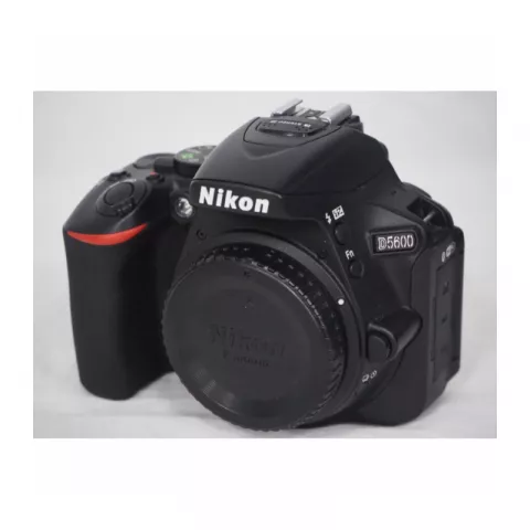 Nikon D5600 body (Б/У)