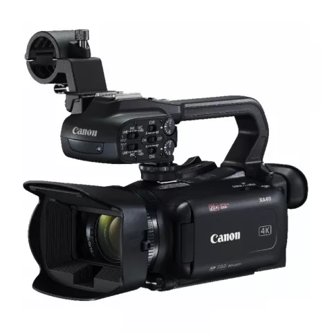 Видеокамера Canon XA40