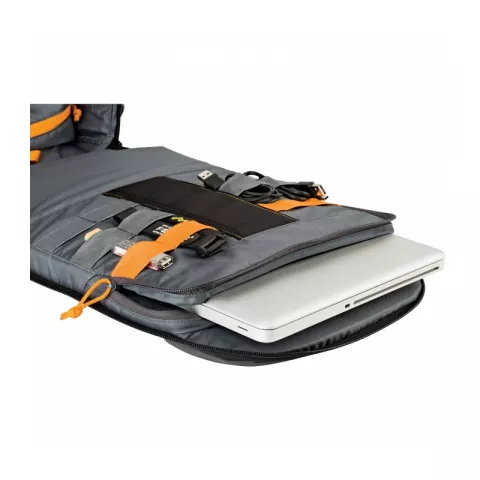 Рюкзак Lowepro QuadGuard BP X3 для квадрокоптера (черный/серый)
