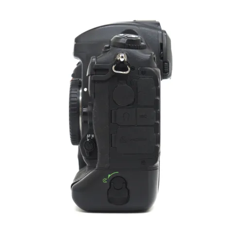 Nikon D5 Body (XQD) (Б/У)